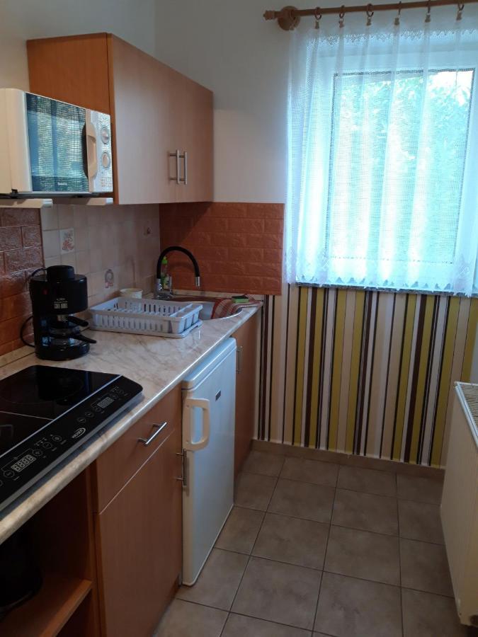 Attila Vendeghaz Appartement Hévíz Buitenkant foto