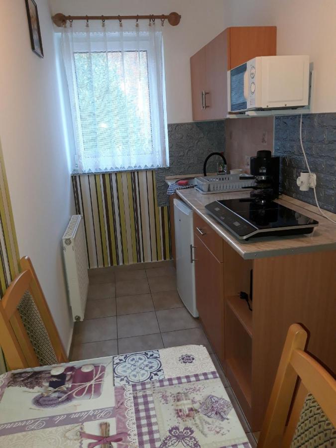 Attila Vendeghaz Appartement Hévíz Buitenkant foto