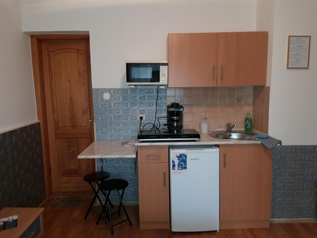 Attila Vendeghaz Appartement Hévíz Buitenkant foto