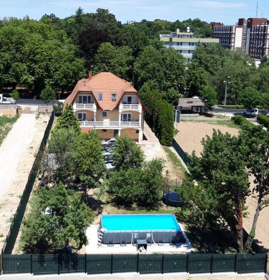 Attila Vendeghaz Appartement Hévíz Buitenkant foto