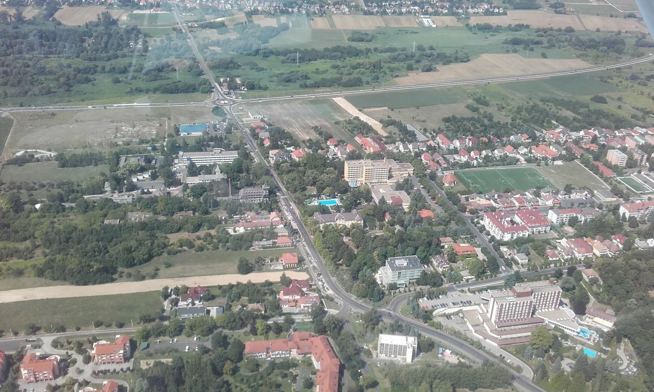 Attila Vendeghaz Appartement Hévíz Buitenkant foto